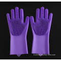 Gants en silicone nettoyant les gants de lave-vaisselle de la cuisine